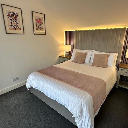 Waterside Mufc & Trafford Centre Townhouse 4 Bedroom Free Parking Манчестер Экстерьер фото