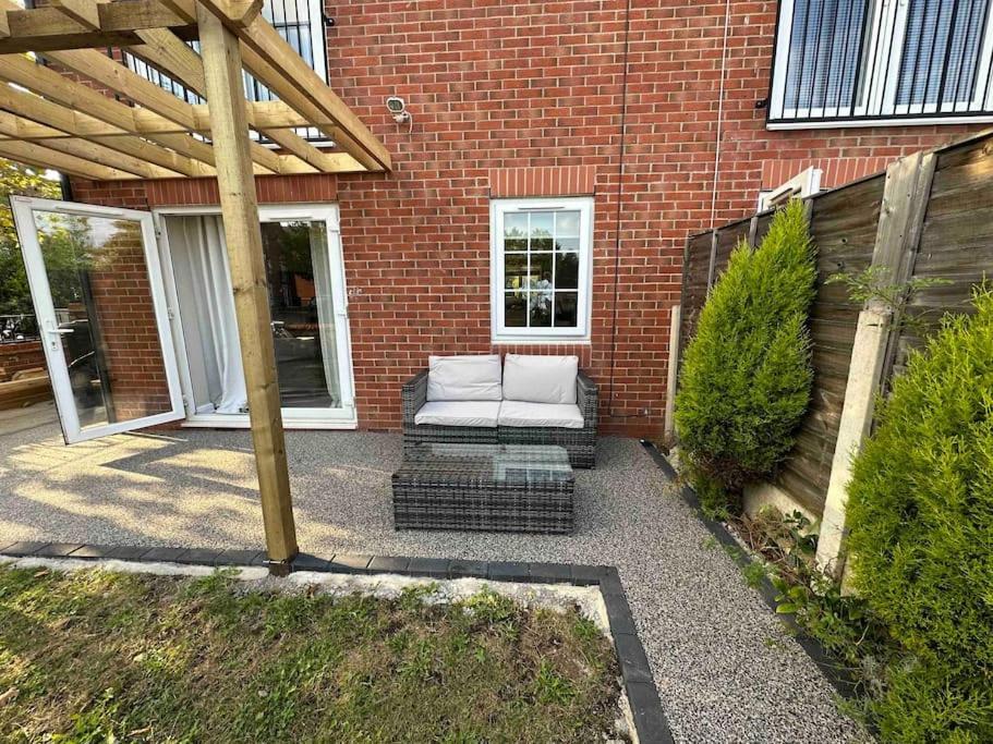 Waterside Mufc & Trafford Centre Townhouse 4 Bedroom Free Parking Манчестер Экстерьер фото