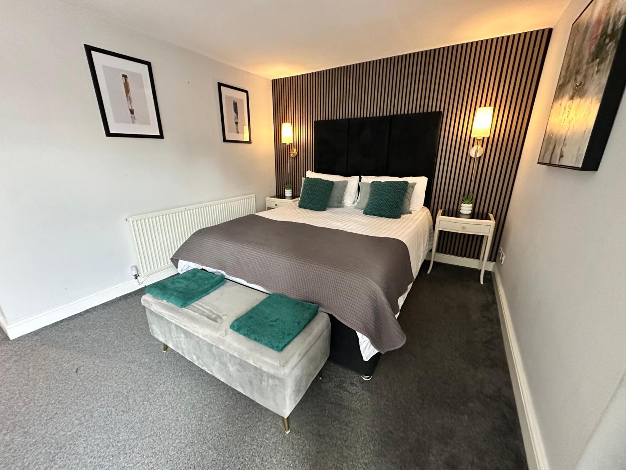 Waterside Mufc & Trafford Centre Townhouse 4 Bedroom Free Parking Манчестер Экстерьер фото